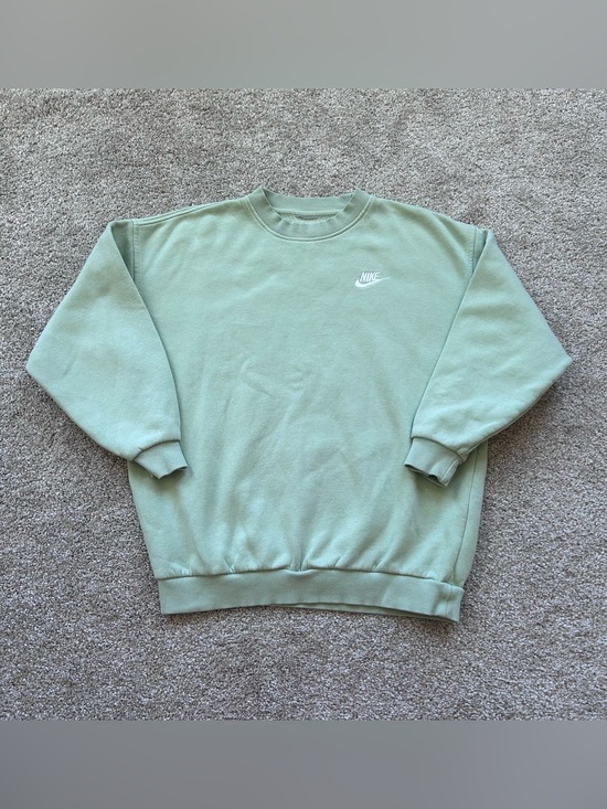 Nike Tops - Women’s Nike Sportswear Phoenix Fleece Crewneck Sweatshirt Mint Green Small